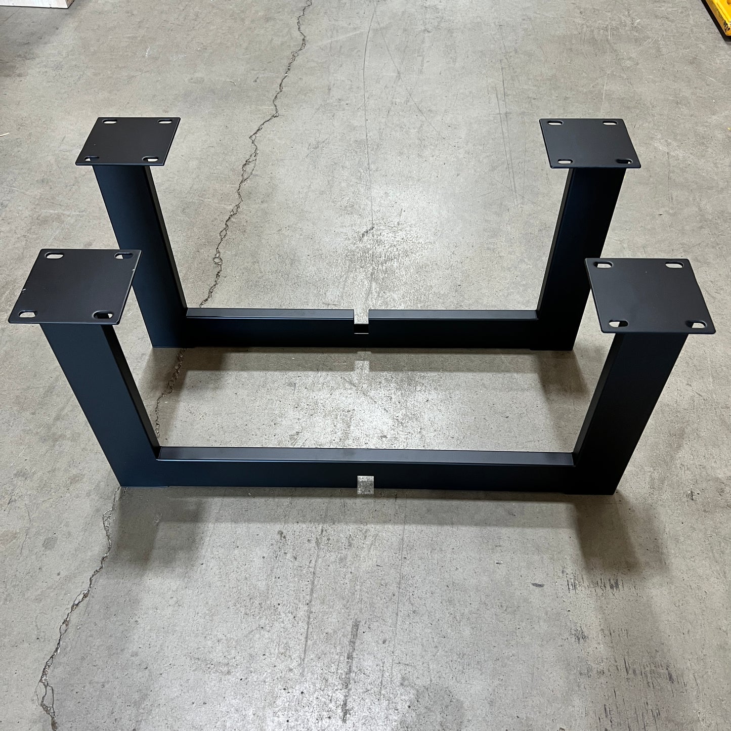 H17" x L30" x W30" ROUND Coffee Table Legs