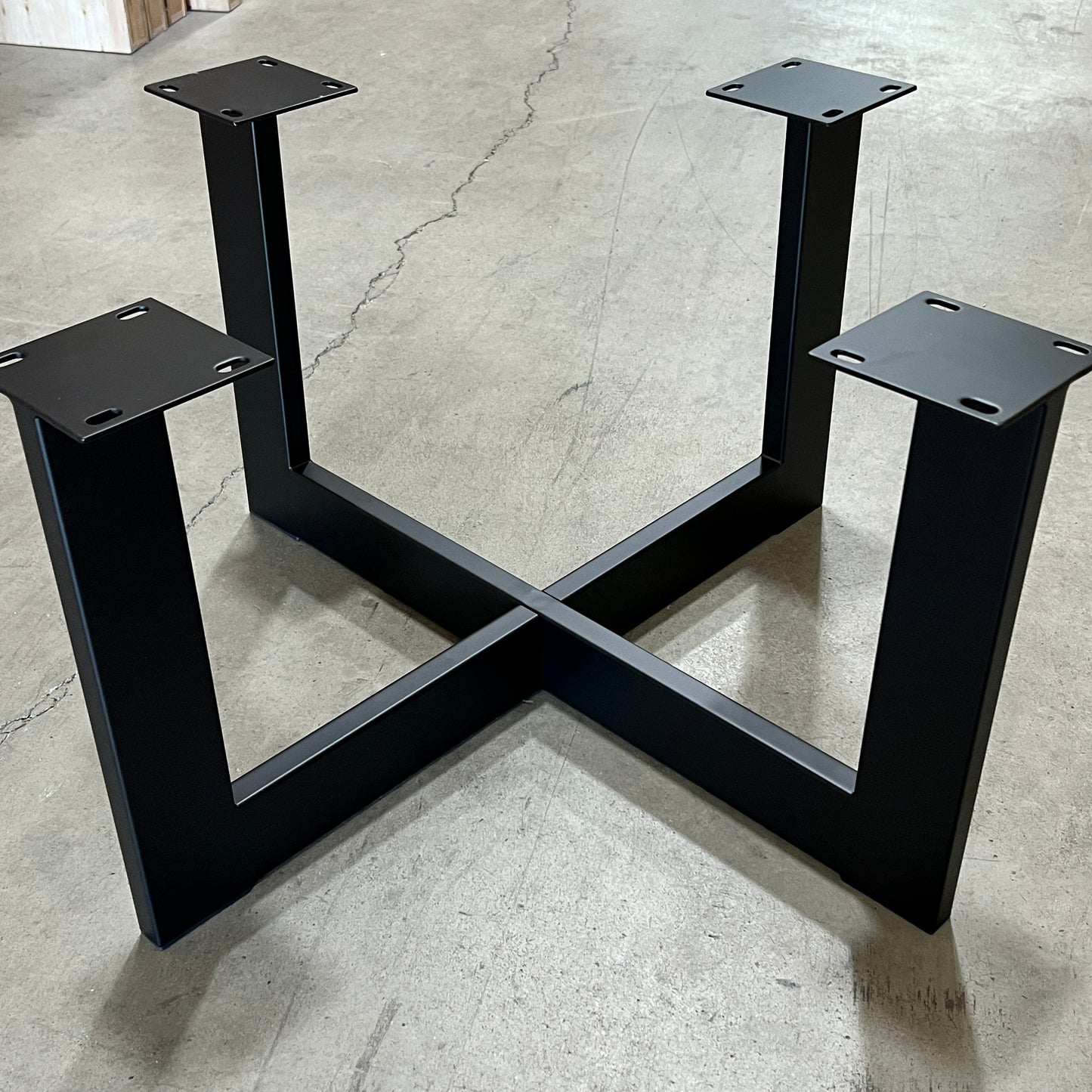 H17" x L30" x W30" ROUND Coffee Table Legs